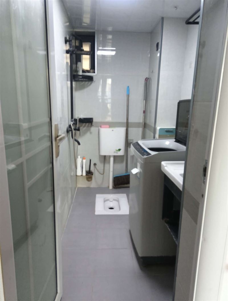 两室一厅房屋出租