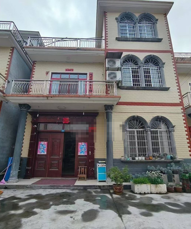 白岩山自建房出售